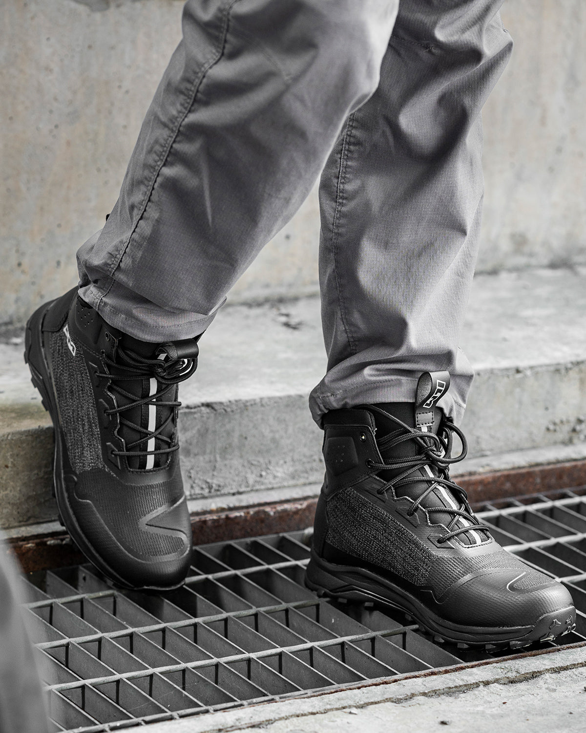 Men's Black Motorbike Riding Shoes Lightweight Breathable Ankle Support